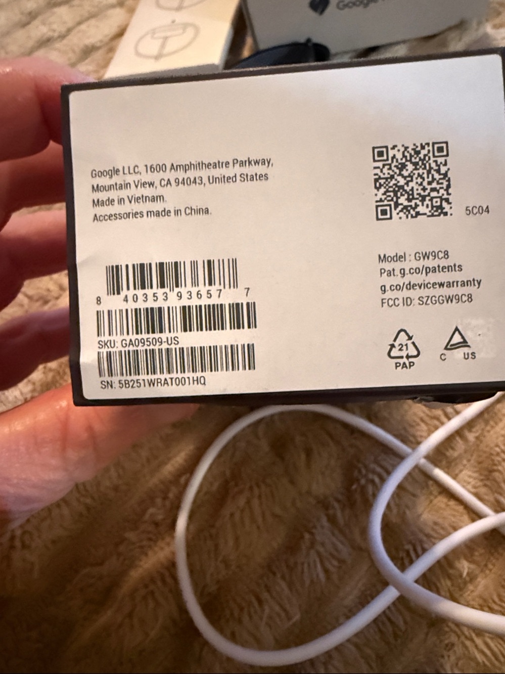 New Google Fitbit Air with Accessory Band in Black with White Charger - Picture 4 of 4